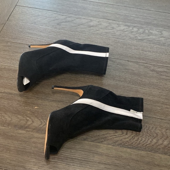 NWT BURJU Speechless Ankle Bootie Open Toe Stretch Ankle Boots | Black  11 - Picture 2 of 9